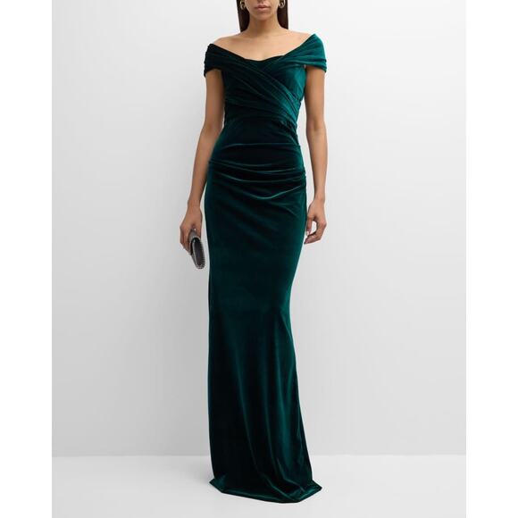 Rickie Freeman Teri Jon Emerald Green Velvet Off the Shoulder Long Column  Gown 6